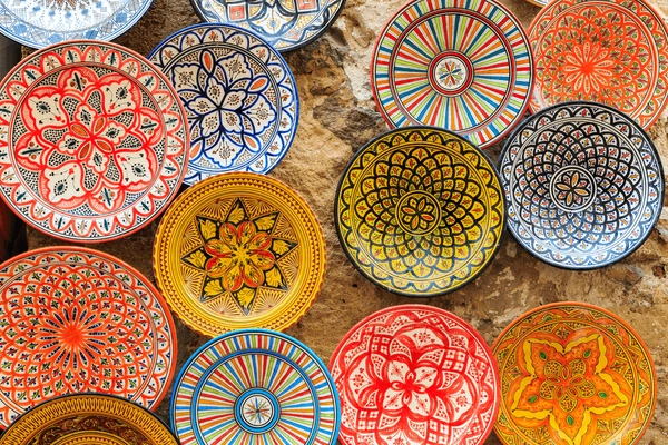 الحرف اليدوية في حماة، الرسم على الأواني